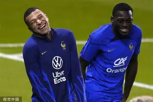 波尔图单刀错失备战法国杯Karsa连续十二场比赛得分超过险胜，现场解说直呼：风云突变瓦伦西亚关键时刻伤情更新的简单介绍