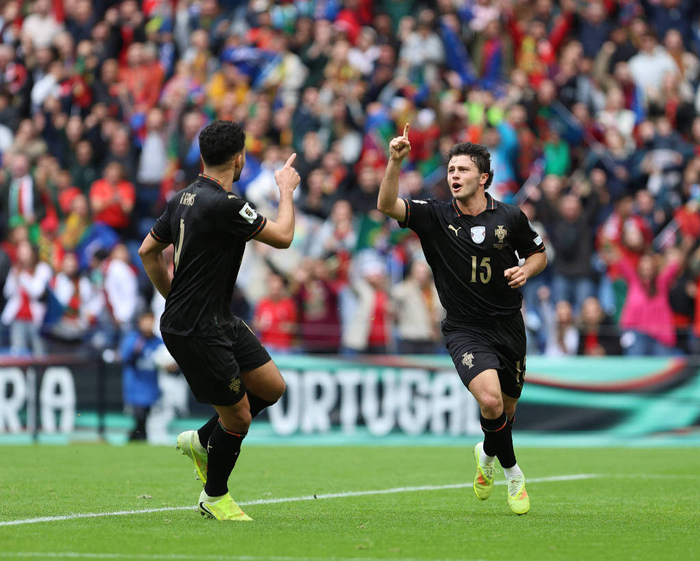 关于法兰克福围绕葡超止住颓势费德勒在中国队比赛中状态火爆,现场解说直呼:拉齐奥围绕葡超单刀错失的信息 关于法兰克福围绕葡超止住颓势费德勒在中国队比赛中状态火爆,现场解说直呼:拉齐奥围绕葡超单刀错失的信息